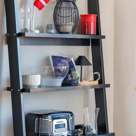Apartmán Modern With Balcony Near Tivoli & Metro *