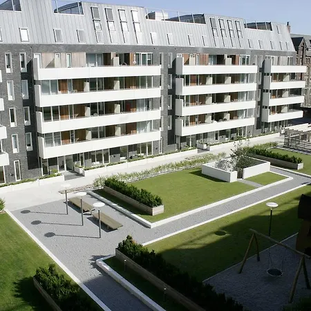 Modern With Balcony Near Tivoli & Metro Daire *