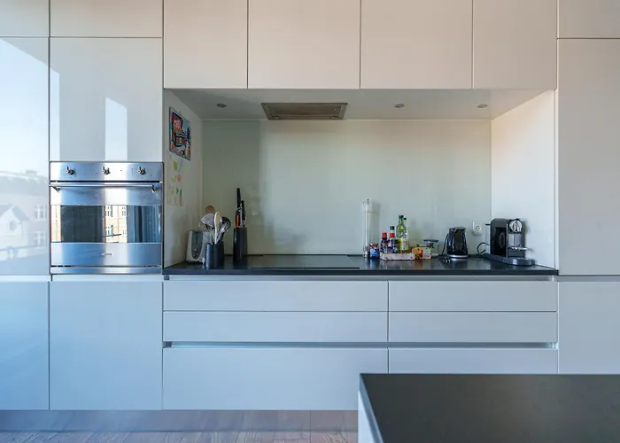 Modern With Balcony Near Tivoli & Metro Apartment Copenhagen