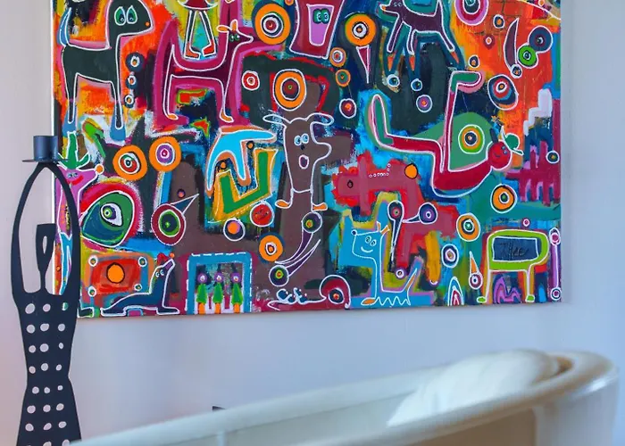 Modern With Balcony Near Tivoli & Metro Copenhagen