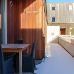 아파트 Modern With Balcony Near Tivoli & Metro